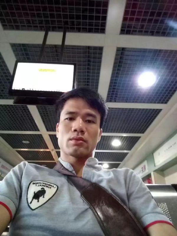 武哥的第一张照片--百色相亲服务中心