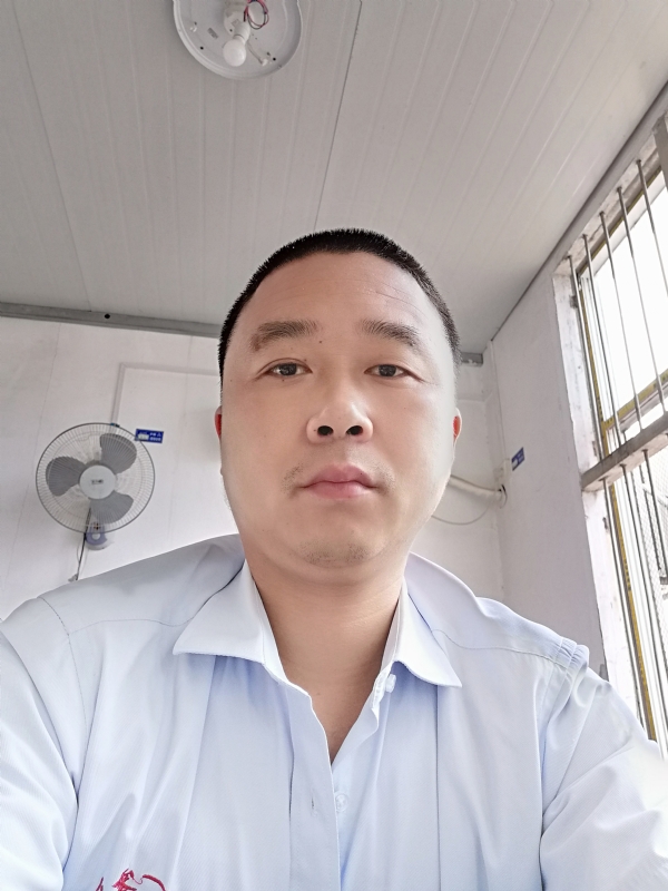 平安的第一张照片--百色相亲服务中心