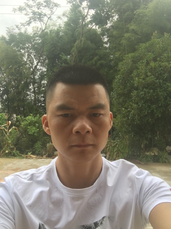 分叉路口再上车的第一张照片--百色相亲服务中心