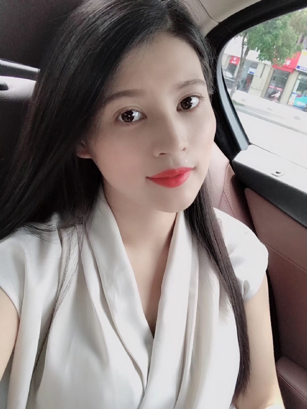 玲子的第一张照片--百色相亲服务中心