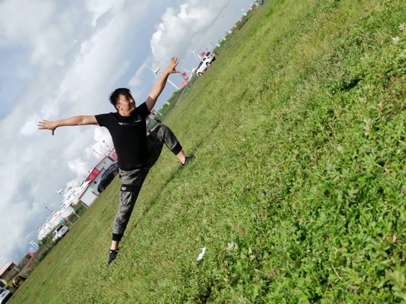 舞者的第一张照片--百色相亲服务中心