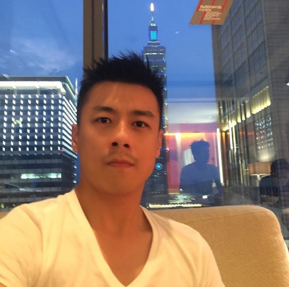 zhanglun的第一张照片--百色相亲服务中心