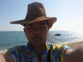 俊哥的第一张照片--百色相亲服务中心