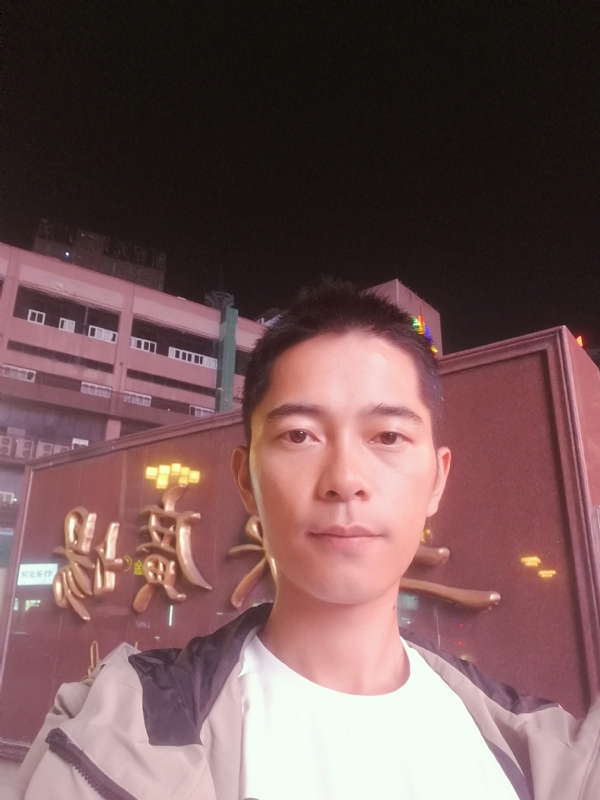 重庆小林的第一张照片--百色相亲服务中心