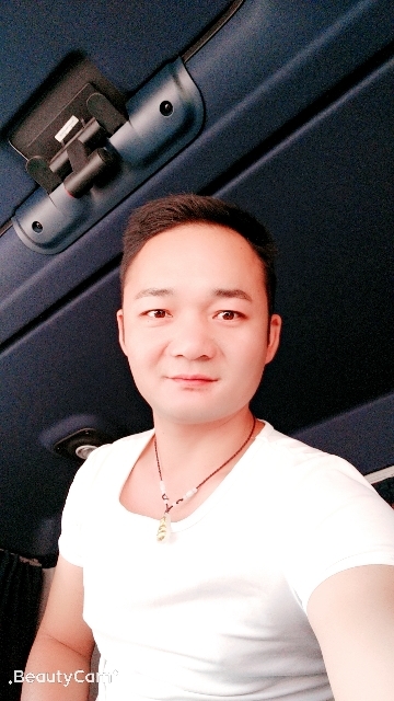 平凡的第一张照片--百色相亲服务中心