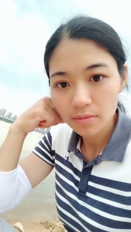 梅子的第一张照片--百色相亲服务中心