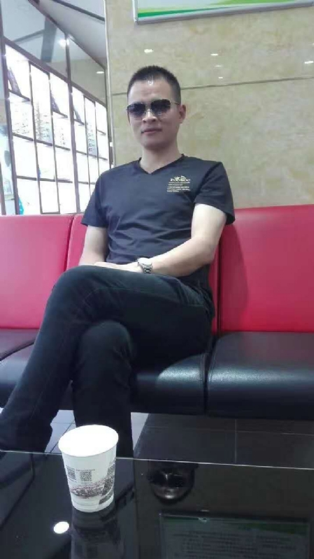 珍惜的第一张照片--百色相亲服务中心