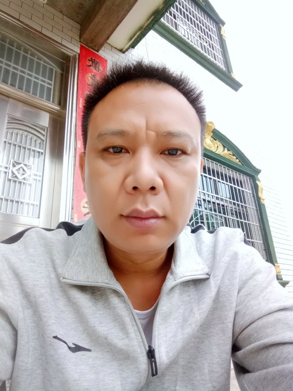 随缘的第一张照片--百色相亲服务中心