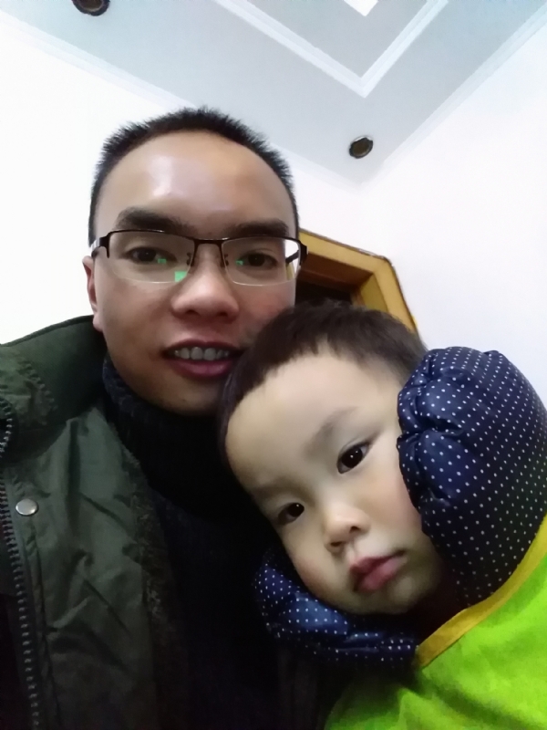 123木头人的第一张照片--百色相亲服务中心