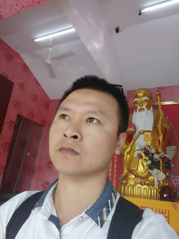 WAR的第一张照片--百色相亲服务中心