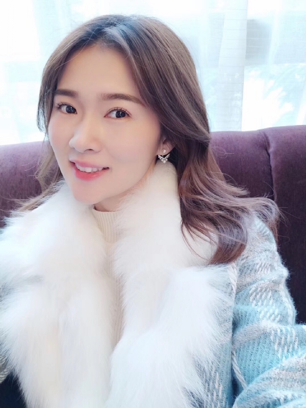 邓媛的第一张照片--百色相亲服务中心