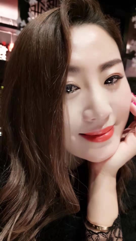 朴凡的第一张照片--百色相亲服务中心