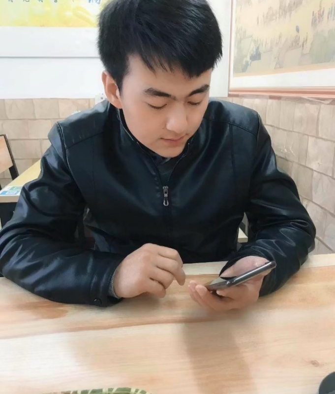 凯哥大魔王的第一张照片--百色相亲服务中心