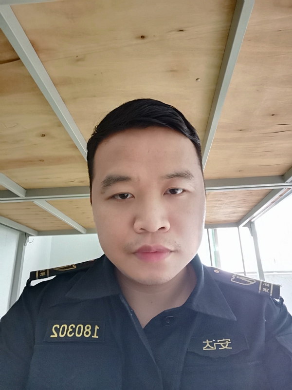 小子的第一张照片--百色相亲服务中心