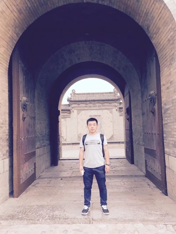 寻寻觅觅的第一张照片--百色相亲服务中心