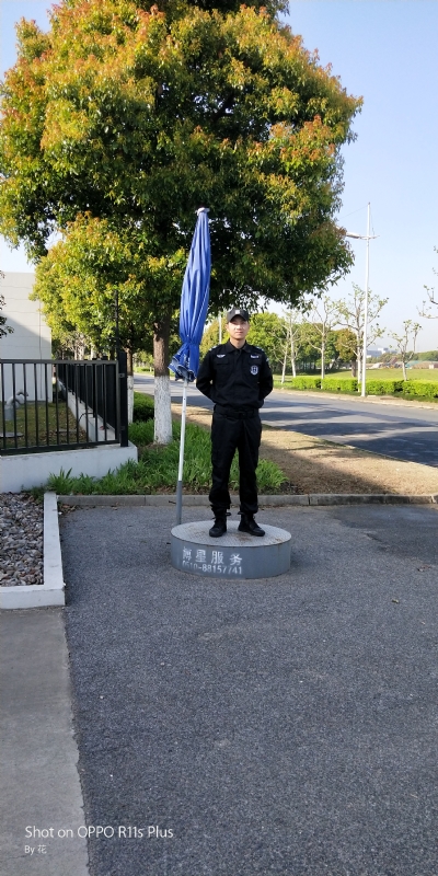 花非花的第一张照片--百色相亲服务中心