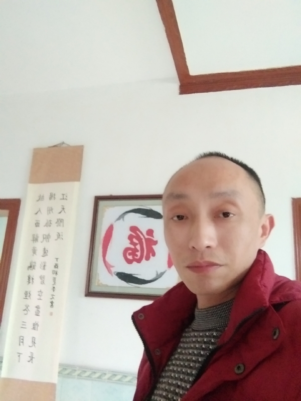 雅正的第一张照片--百色相亲服务中心