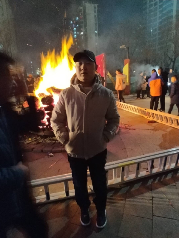 爱情里的俩个人的第二张照片--百色相亲服务中心