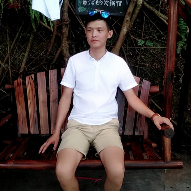 李渊的夏天的第一张照片--百色相亲服务中心