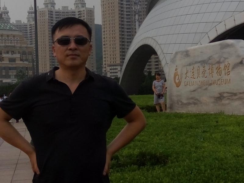 豁达的第一张照片--百色相亲服务中心