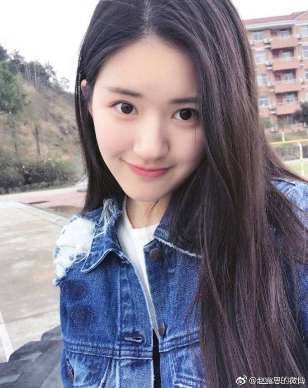 筱青的第一张照片--百色相亲服务中心