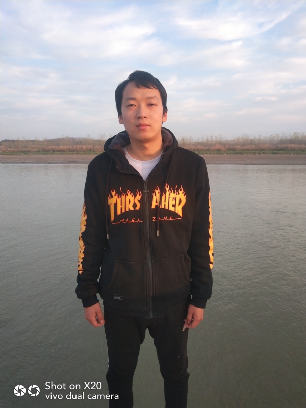 一往情深的第一张照片--百色相亲服务中心