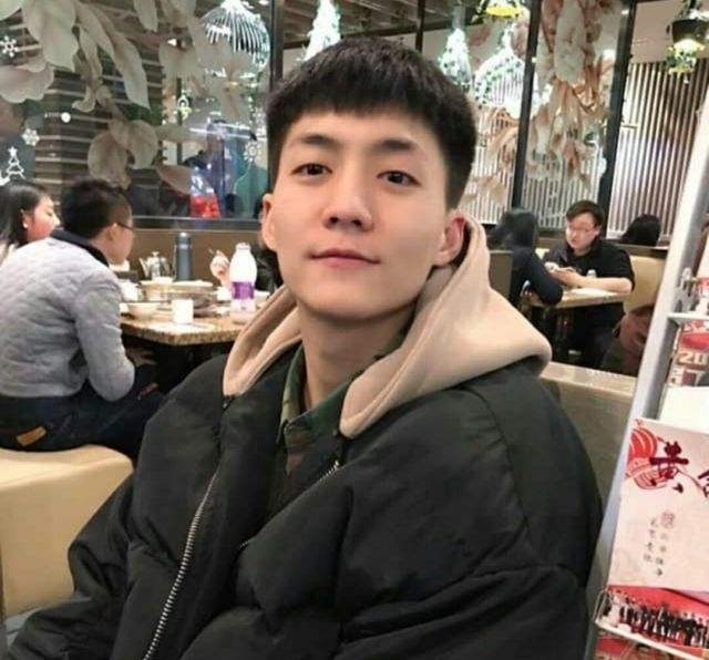 相爱的人的第一张照片--百色相亲服务中心