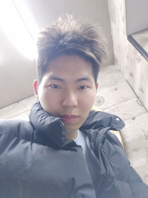 郑小五的第一张照片--百色相亲服务中心