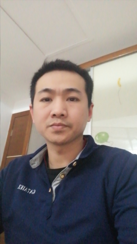 泽槟的第一张照片--百色相亲服务中心