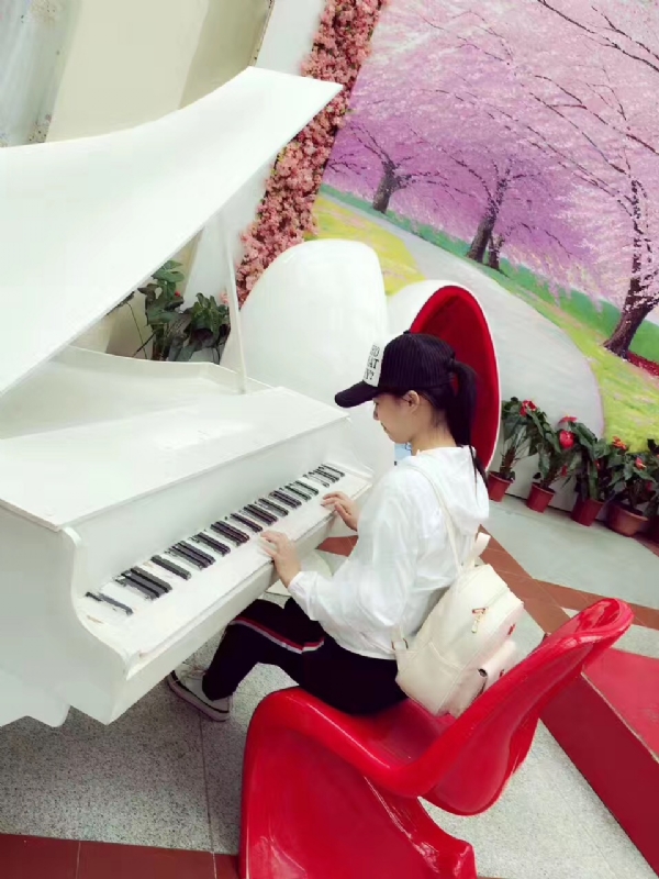 0+7的第一张照片--百色相亲服务中心