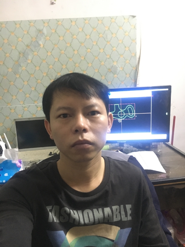 黄叶枫的第一张照片--百色相亲服务中心