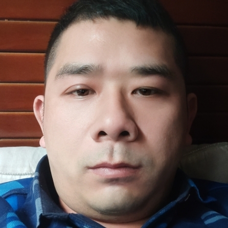 滕哥的第一张照片--百色相亲服务中心