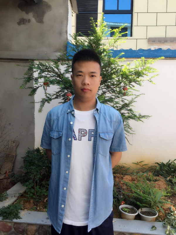 桃子哪去了的第一张照片--百色相亲服务中心