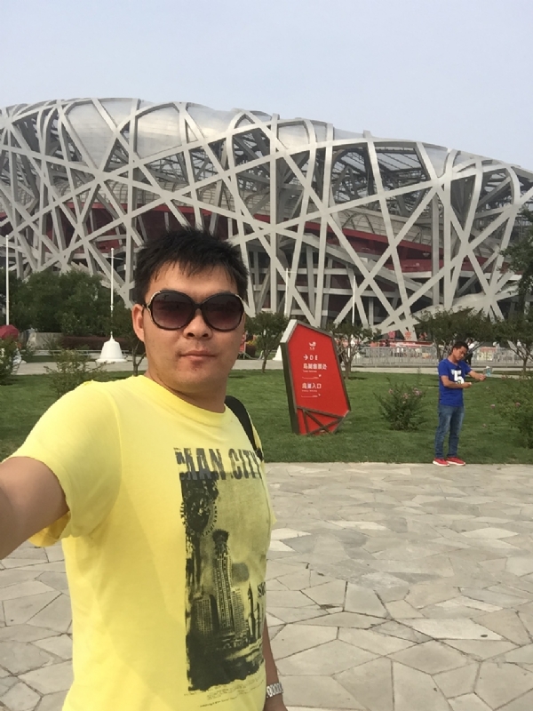 艾心的第一张照片--百色相亲服务中心