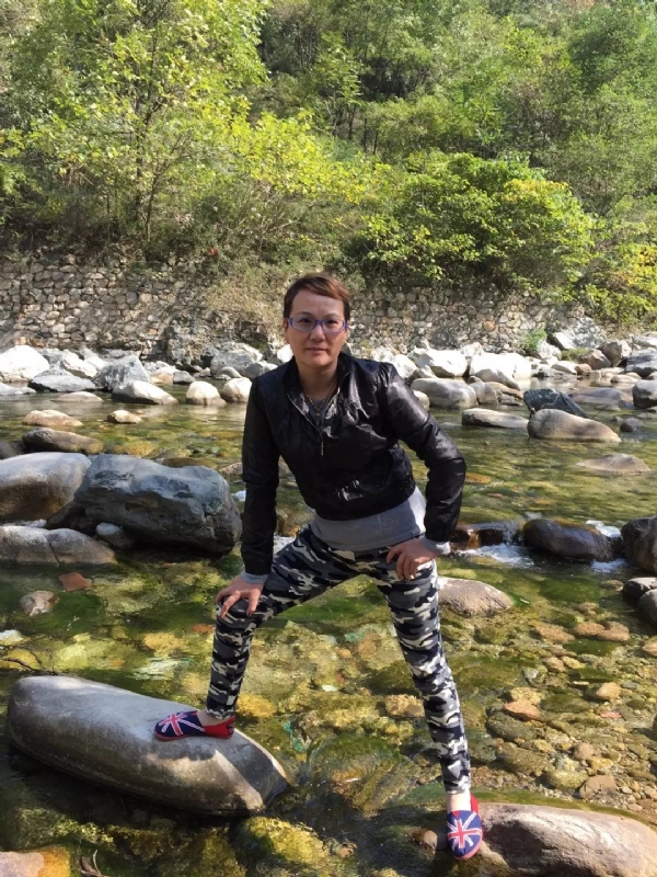 金鑫的第一张照片--百色相亲服务中心