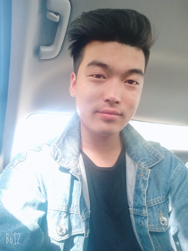 吉吉国王的第一张照片--百色相亲服务中心