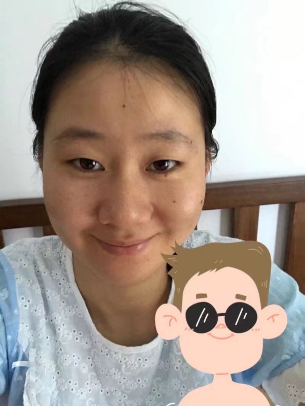 丽丽的第一张照片--百色相亲服务中心