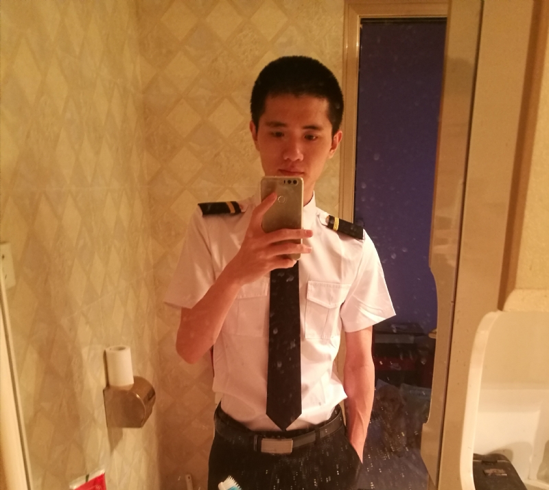 祖uu的第一张照片--百色相亲服务中心