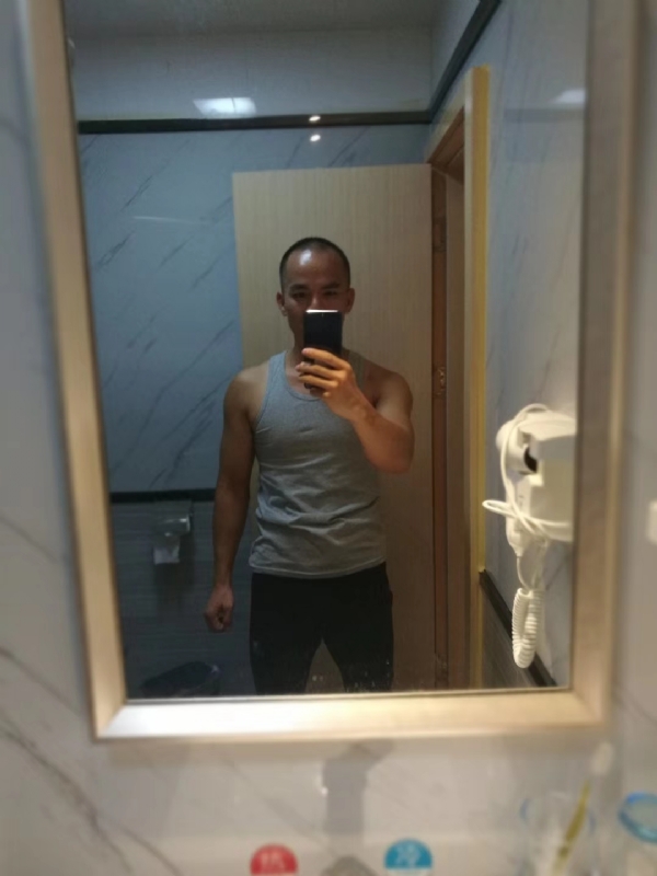 人道酬诚的第二张照片--百色相亲服务中心