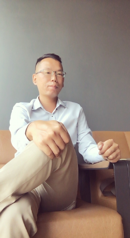 LI的第一张照片--百色相亲服务中心