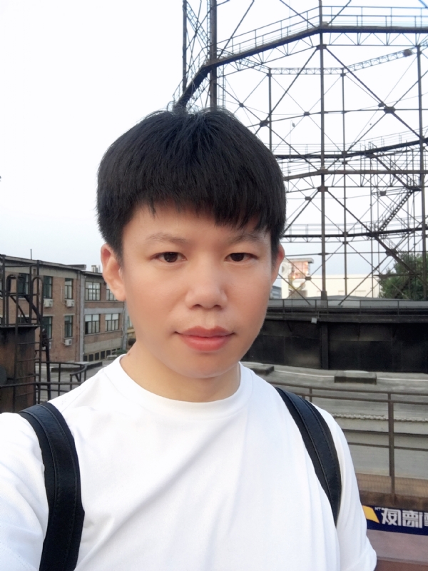 董晓群的第一张照片--百色相亲服务中心