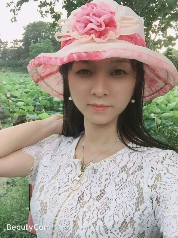 小青菜的第一张照片--百色相亲服务中心