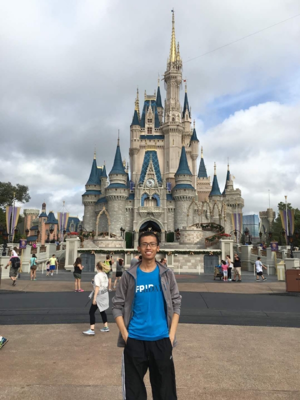 太阳花的第一张照片--百色相亲服务中心