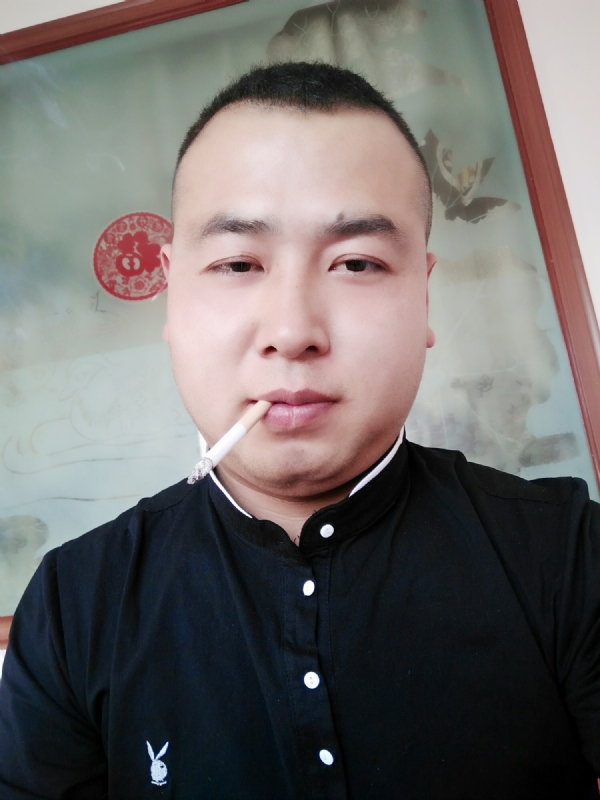 贰爺的第一张照片--百色相亲服务中心