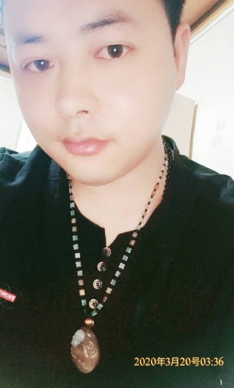 滴水成沙的第一张照片--百色相亲服务中心