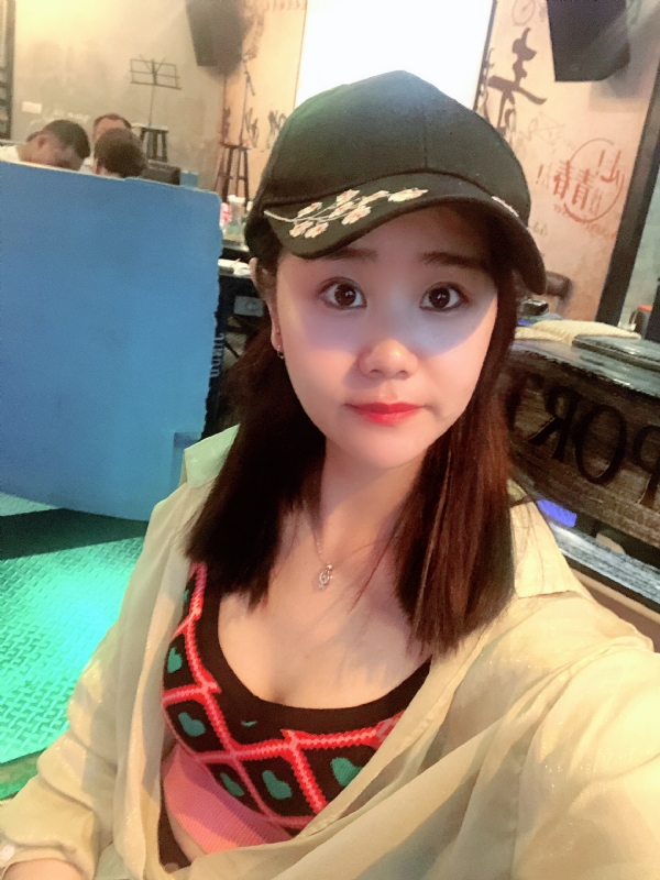 沐秋的第一张照片--百色相亲服务中心