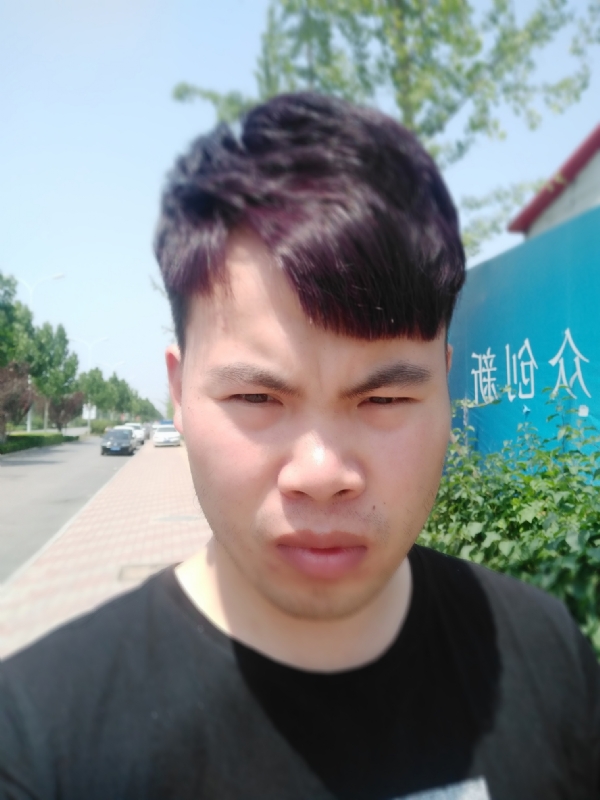 迷迭无情的第一张照片--百色相亲服务中心