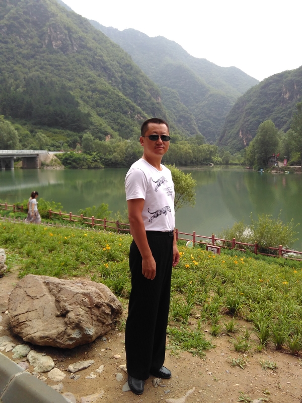 yuren2433的第三张照片--百色相亲服务中心