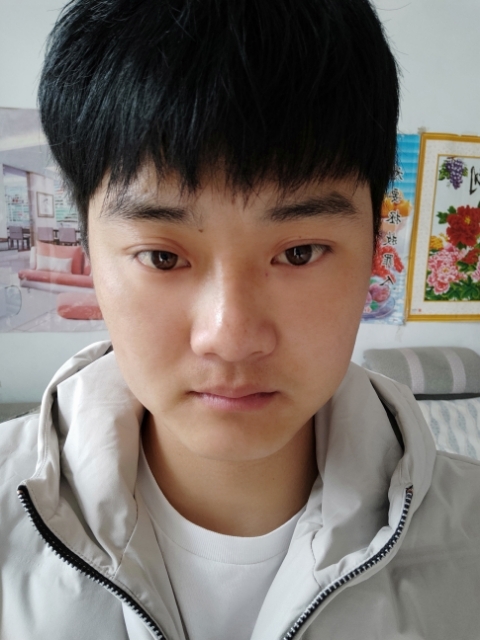 偏丶执的第二张照片--百色相亲服务中心