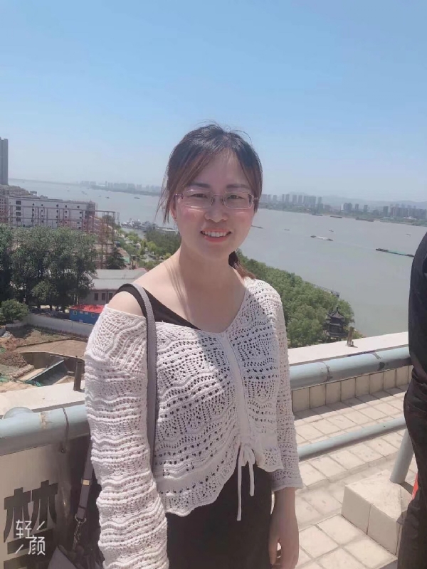 随缘的第一张照片--百色相亲服务中心